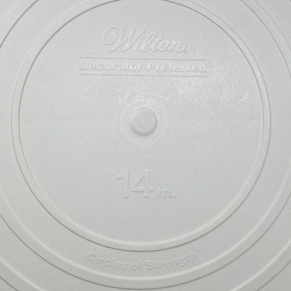Vtg 23-Set Wilton 18